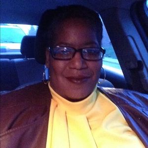 Meet your Posher, Deborah